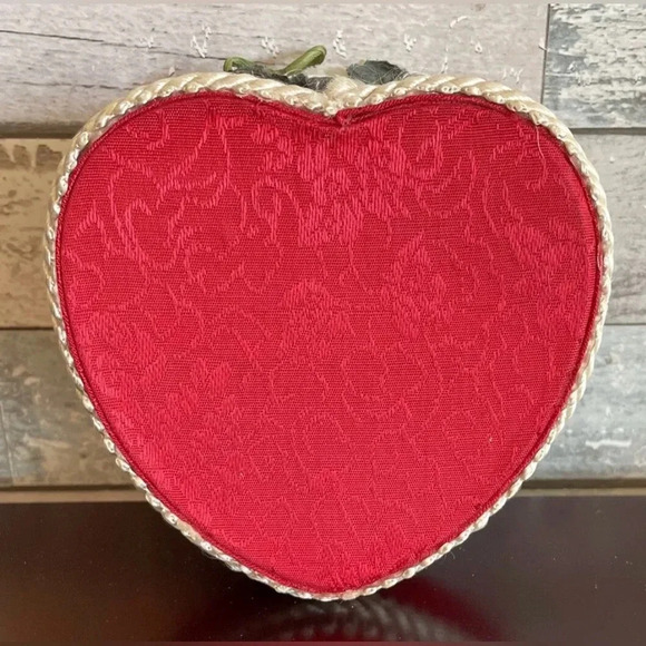 3 Vtg Valentine’s Day Heart Red Fabric 4” Trinket Jewelry Gift Boxes Cupid Love - Picture 5 of 14